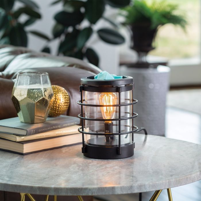 Coastal Vintage Bulb Illumination